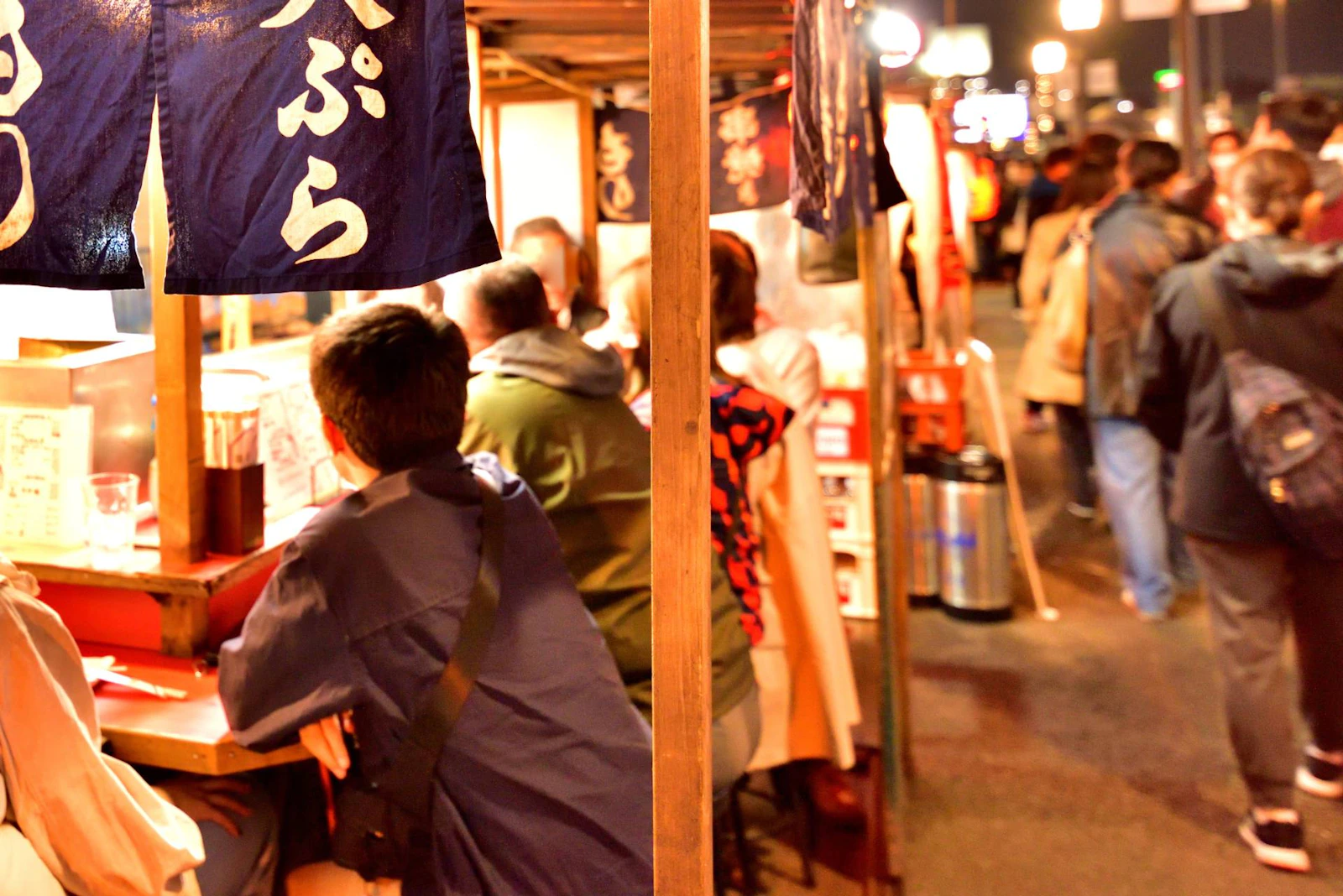 博多の屋台街の夜