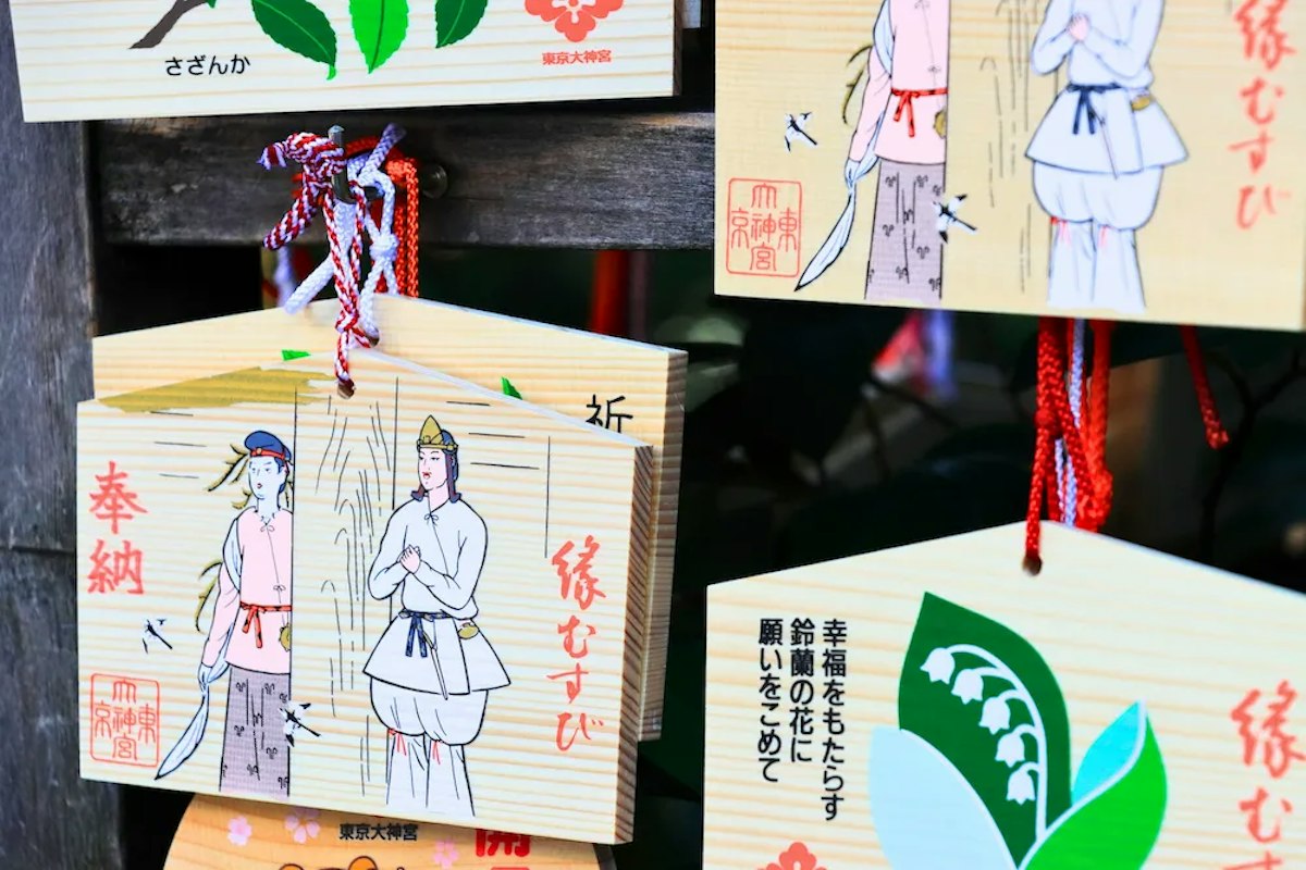 東京の最強縁結び神社はここ！恋愛成就祈願におすすめな三大縁結び含む