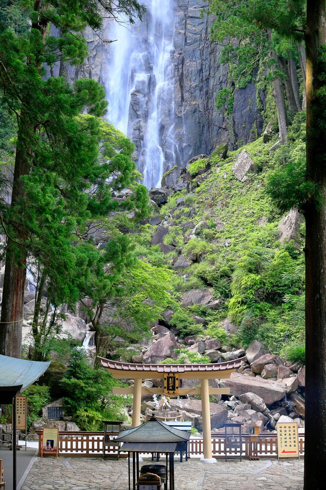 那智山青岸渡寺】の周辺スポット・アクセス・口コミ - Prism Japan