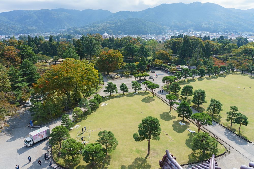 鶴ヶ城公園