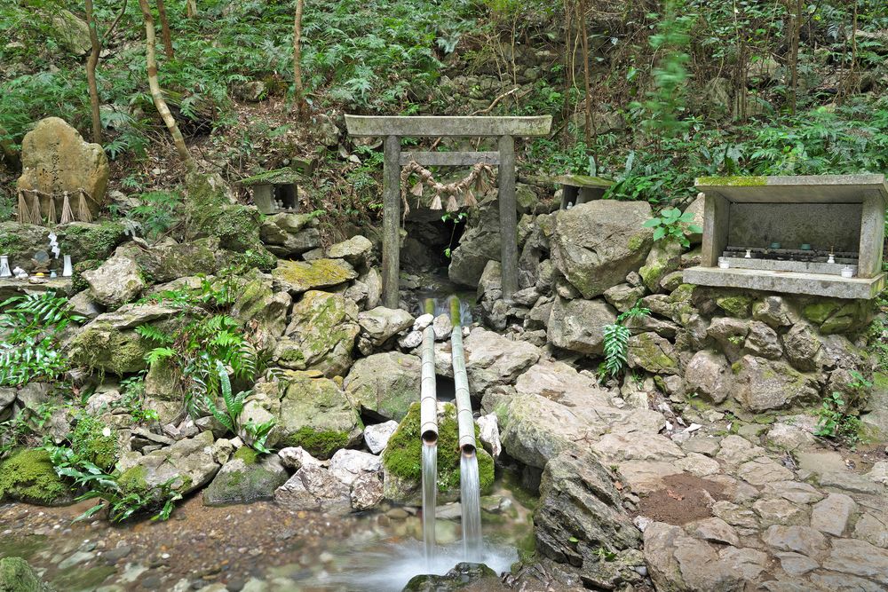 天の岩戸(恵利原の水穴)の画像 - 6枚目