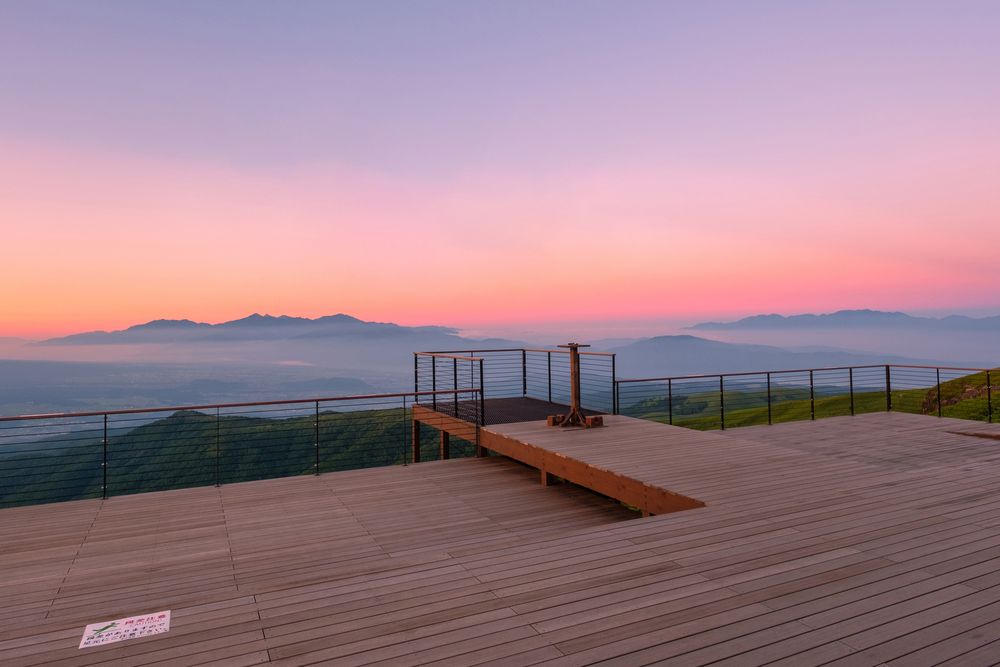 長野発！バリ山美品程度！215/60R16 99H 2013製 ミシュランENERGY 夏タイヤ4本 ひび割れ、キズなし クラウン、オデッセイなど HOBBY LINEシャンプーパワー SHAMPOO POWER 1000ml 高濃縮高性能カー