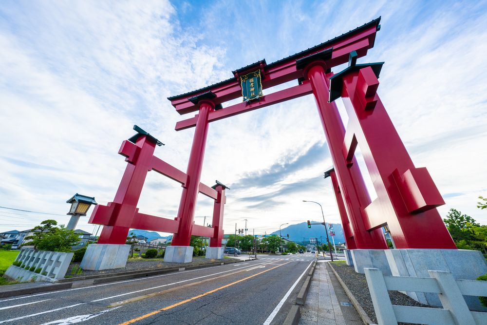 彌彦神社 大鳥居の画像 - 3枚目
