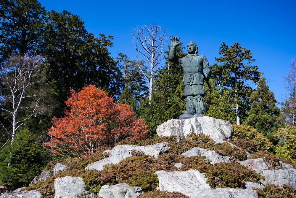 日本武尊銅像の画像 - 3枚目