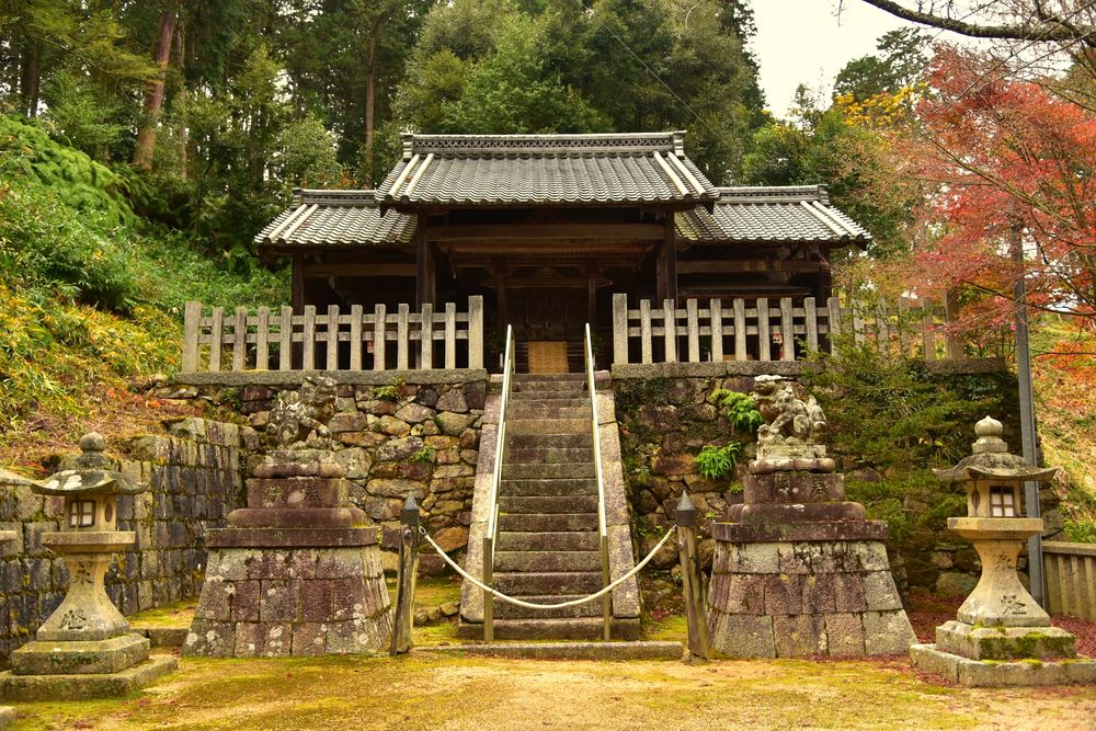白山神社