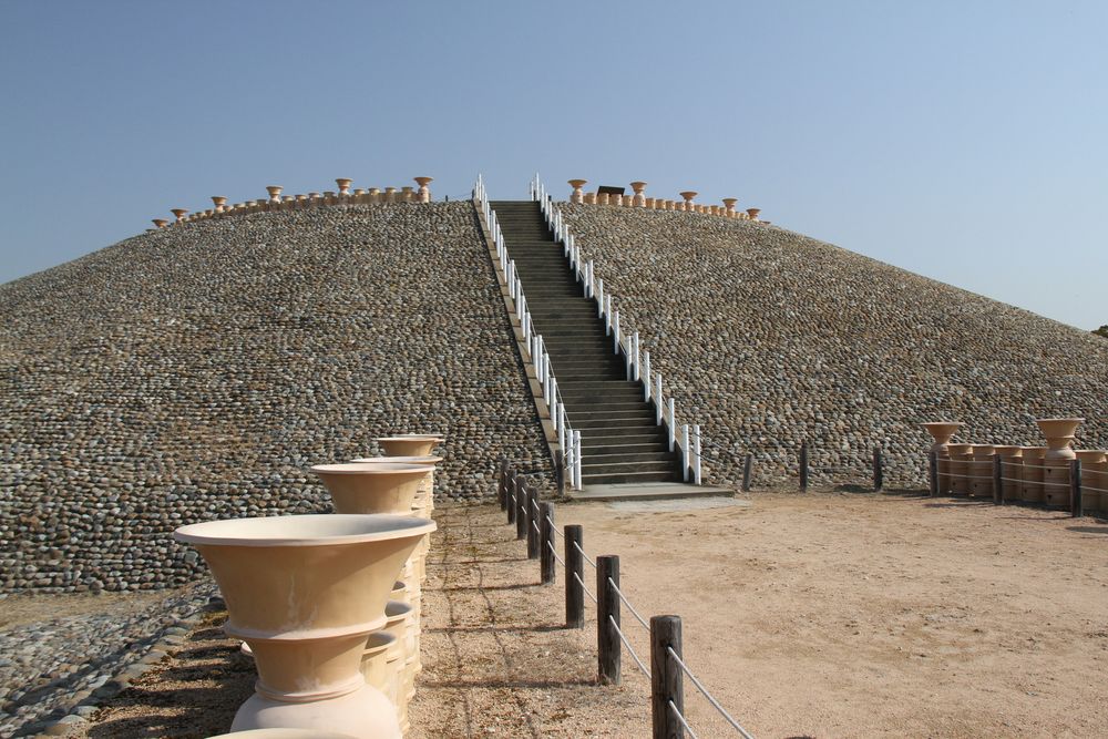 五色塚古墳】の周辺スポット・アクセス・口コミ - Prism Japan