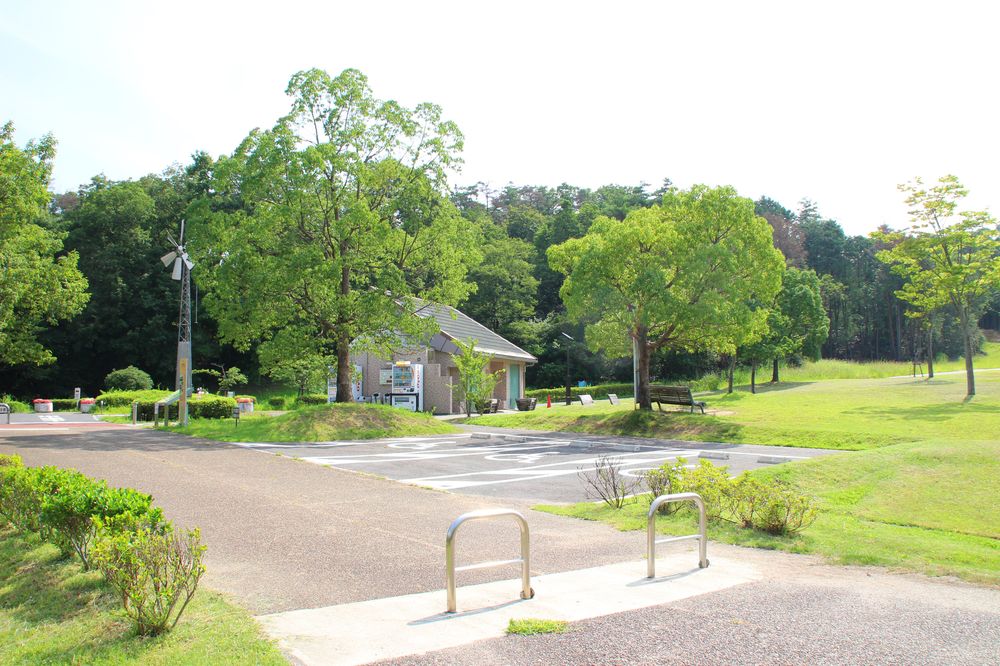 びわこ文化公園】の周辺スポット・アクセス・口コミ - Prism Japan