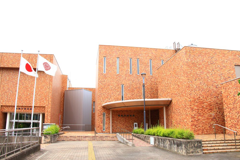 岡崎市美術館