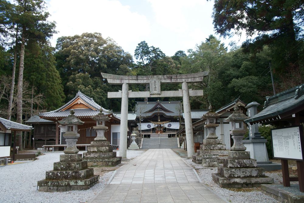 西寒多神社の画像 - 3枚目
