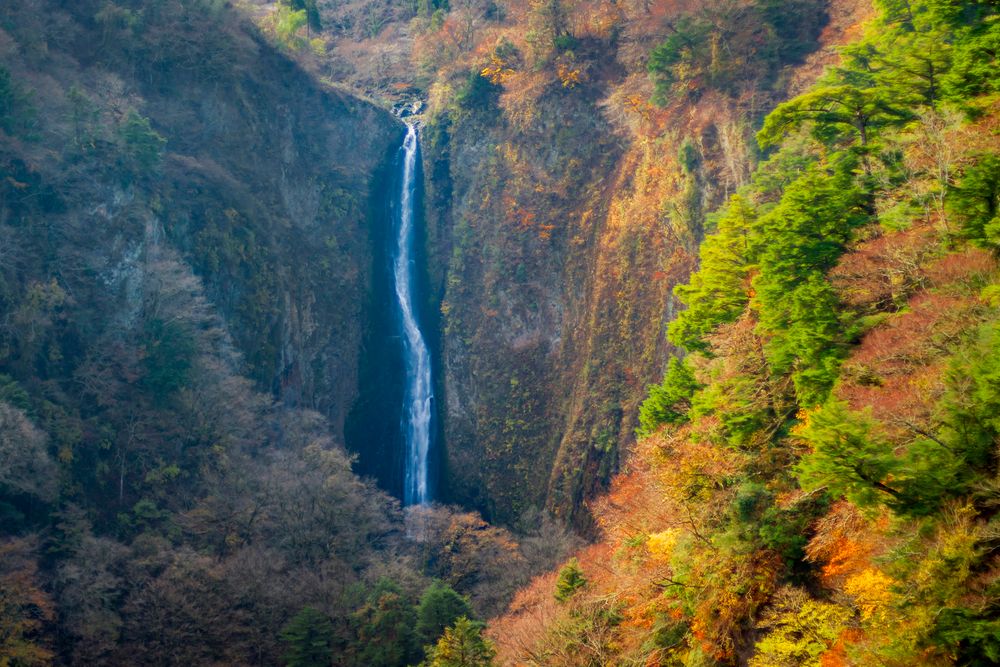 震動の滝】の周辺スポット・アクセス・口コミ - Prism Japan