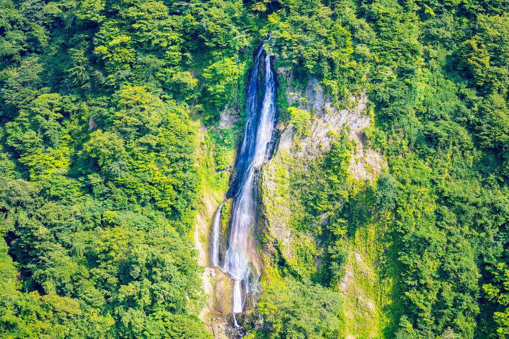 震動の滝】の周辺スポット・アクセス・口コミ - Prism Japan