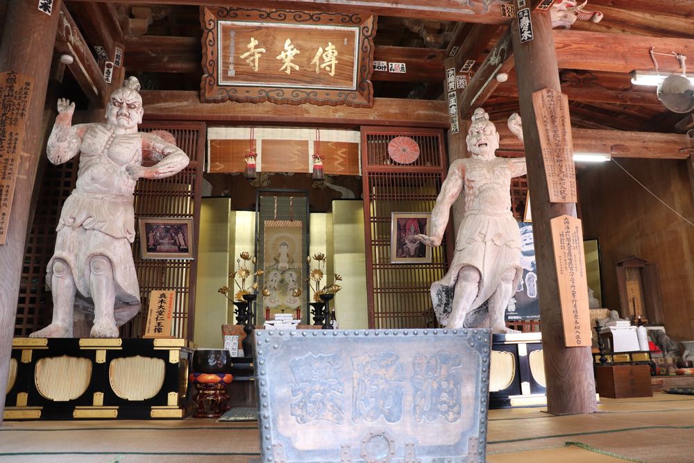 真木大堂(伝乗寺)