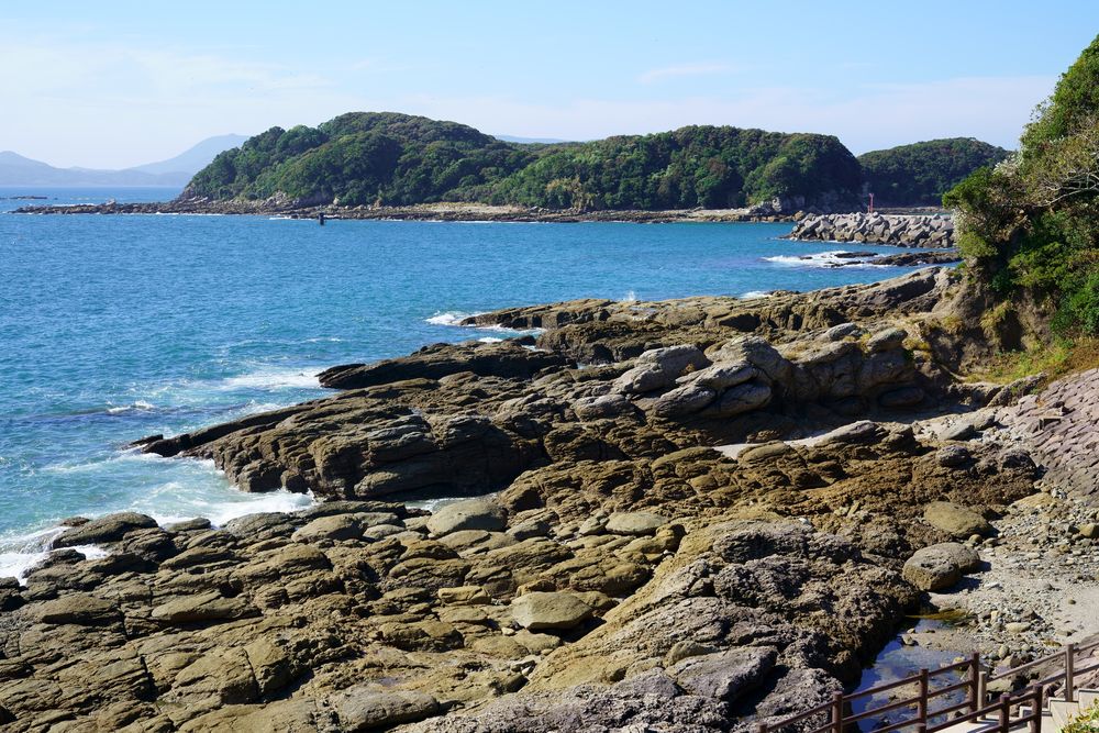 土佐端渓 新古美術 玄清堂 | 厳選された美術品を世界遺産「石見銀山」がある島根