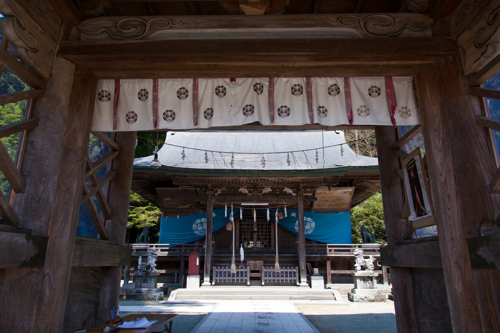 小国両神社】の周辺スポット・アクセス・口コミ - Prism Japan