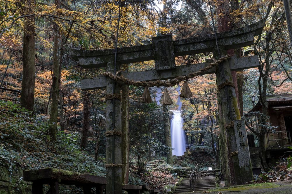 白糸の滝の画像 - 2枚目