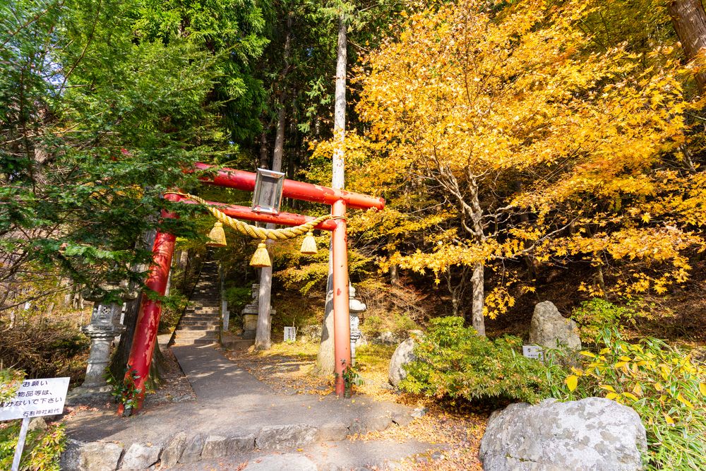石割神社の画像 - 5枚目