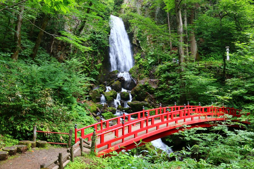 不動の滝】の周辺スポット・アクセス・口コミ - Prism Japan