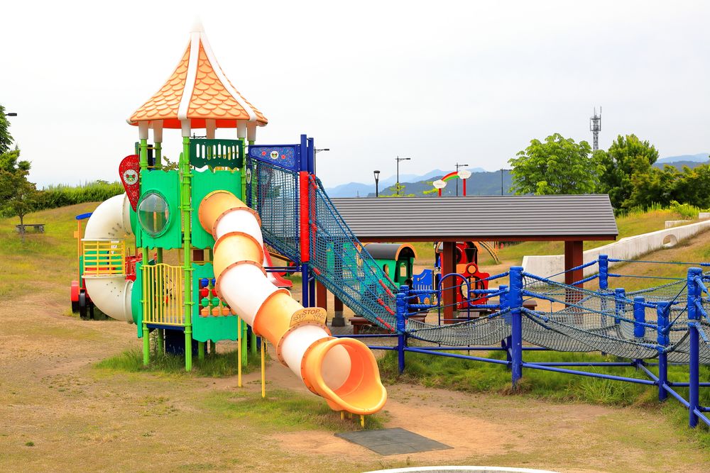 地域限定送料込み　特大額縁　幅97.5cm 高さ137,5cm厚さ5cm 最上川ふるさと総合公園】の周辺スポット・アクセス・口コミ - Prism Japan