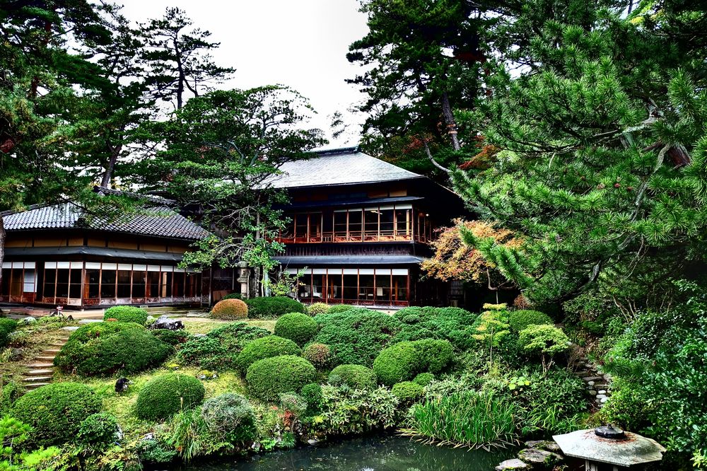 本間美術館