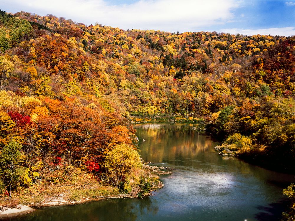 神居古潭　どちらかコメントください。 神居古潭】の周辺スポット・アクセス・口コミ - Prism Japan