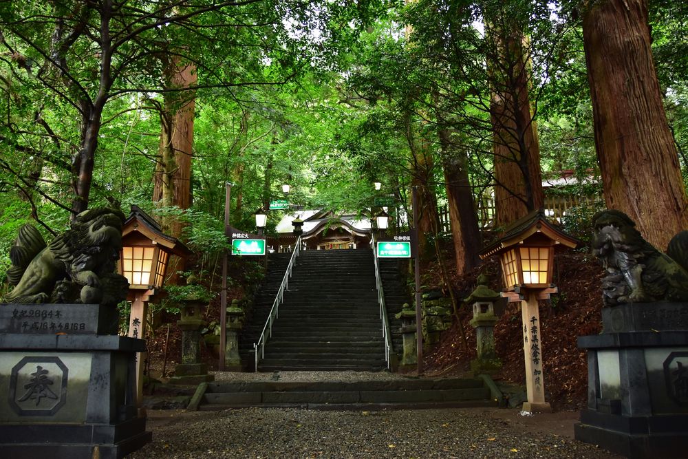 高千穂神社】のご利益・お守り・アクセス - Prism Japan 高千穂神社】のご利益・お守り・アクセス - Prism Japan