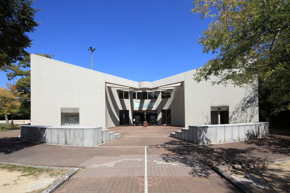 広島市まんが図書館