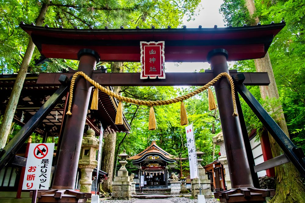 新屋山神社の画像 - 2枚目