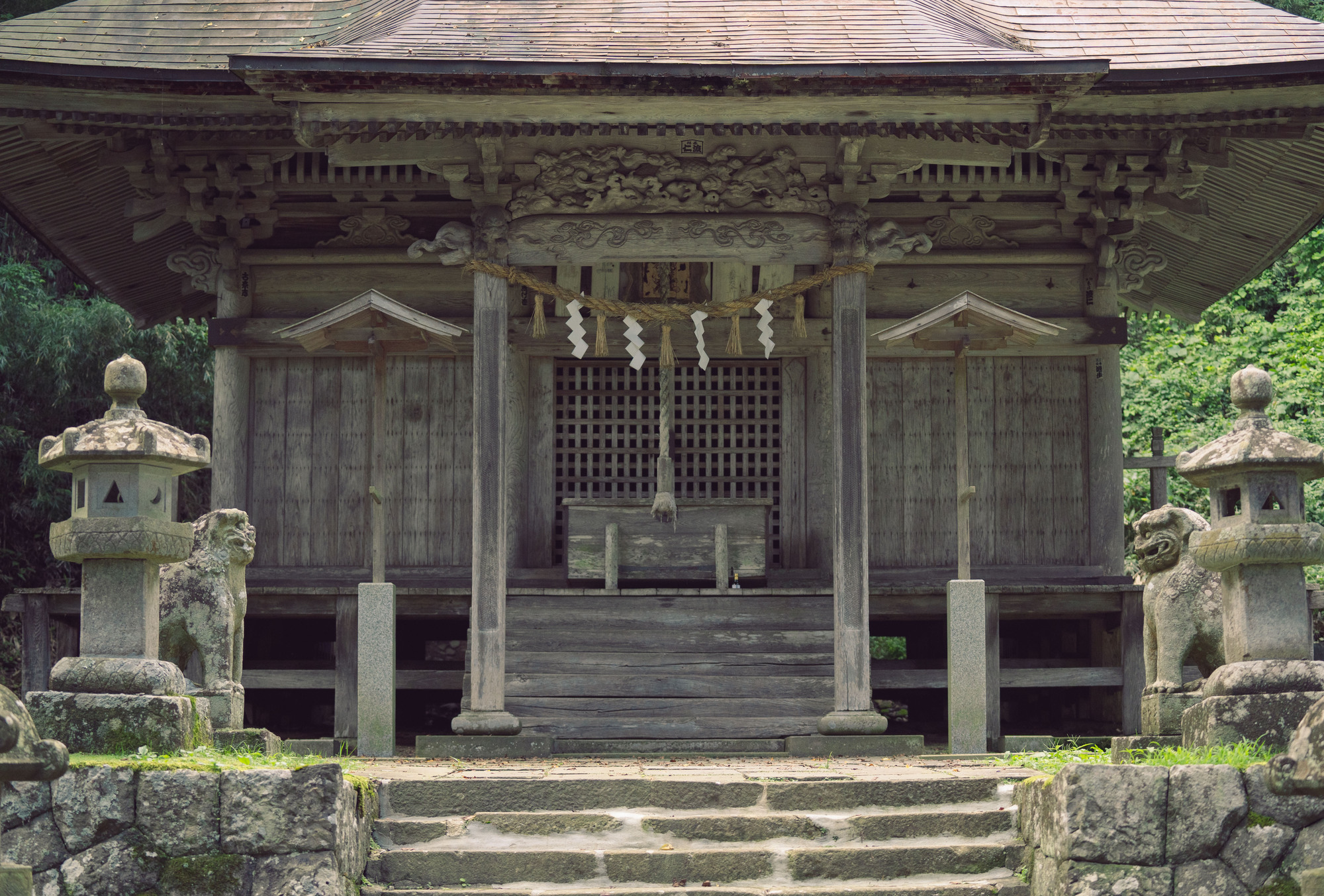 配志和神社