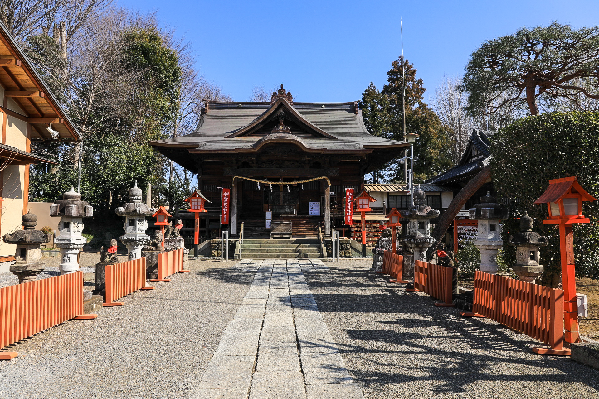 尾曳稲荷神社