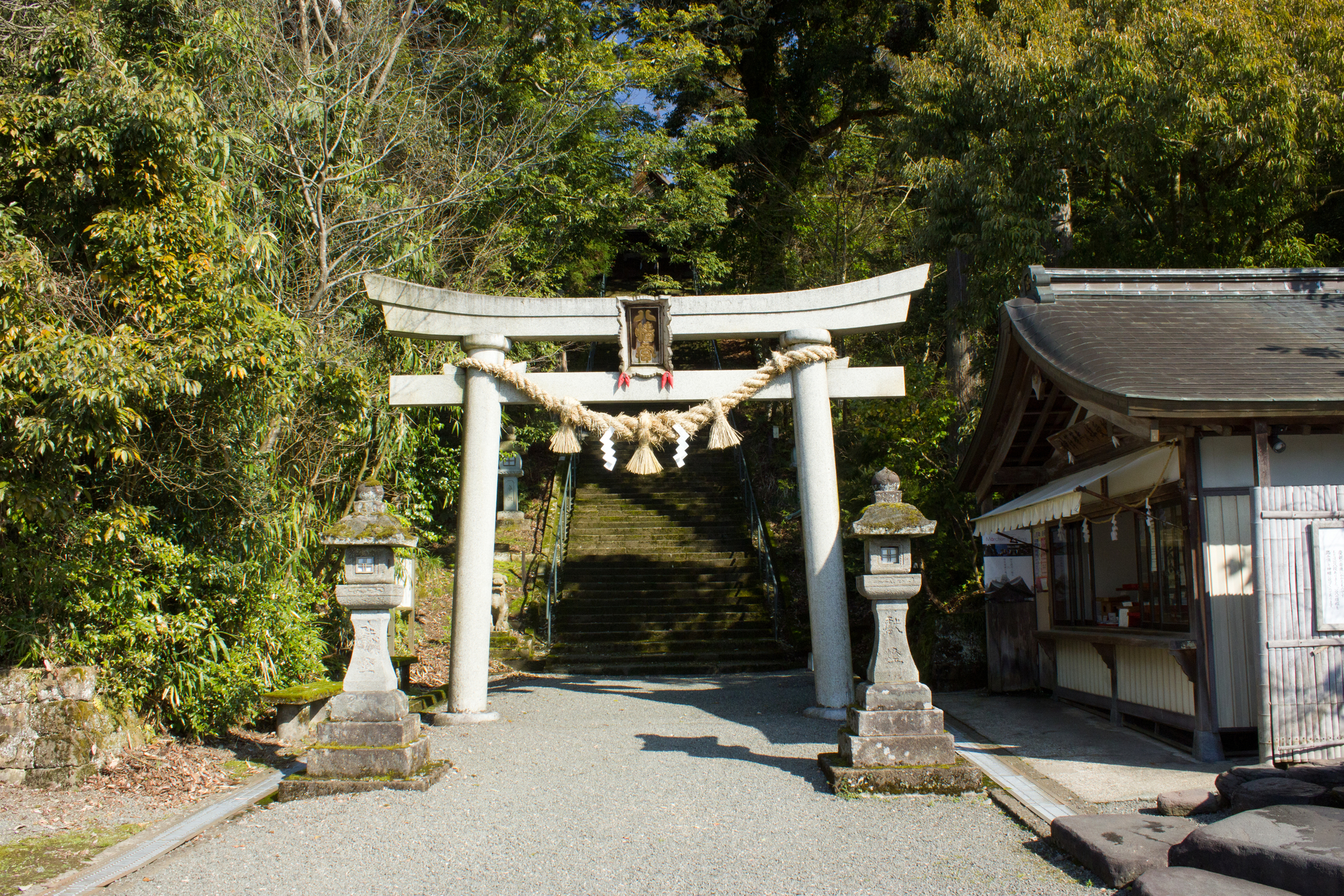 埴生護国八幡宮