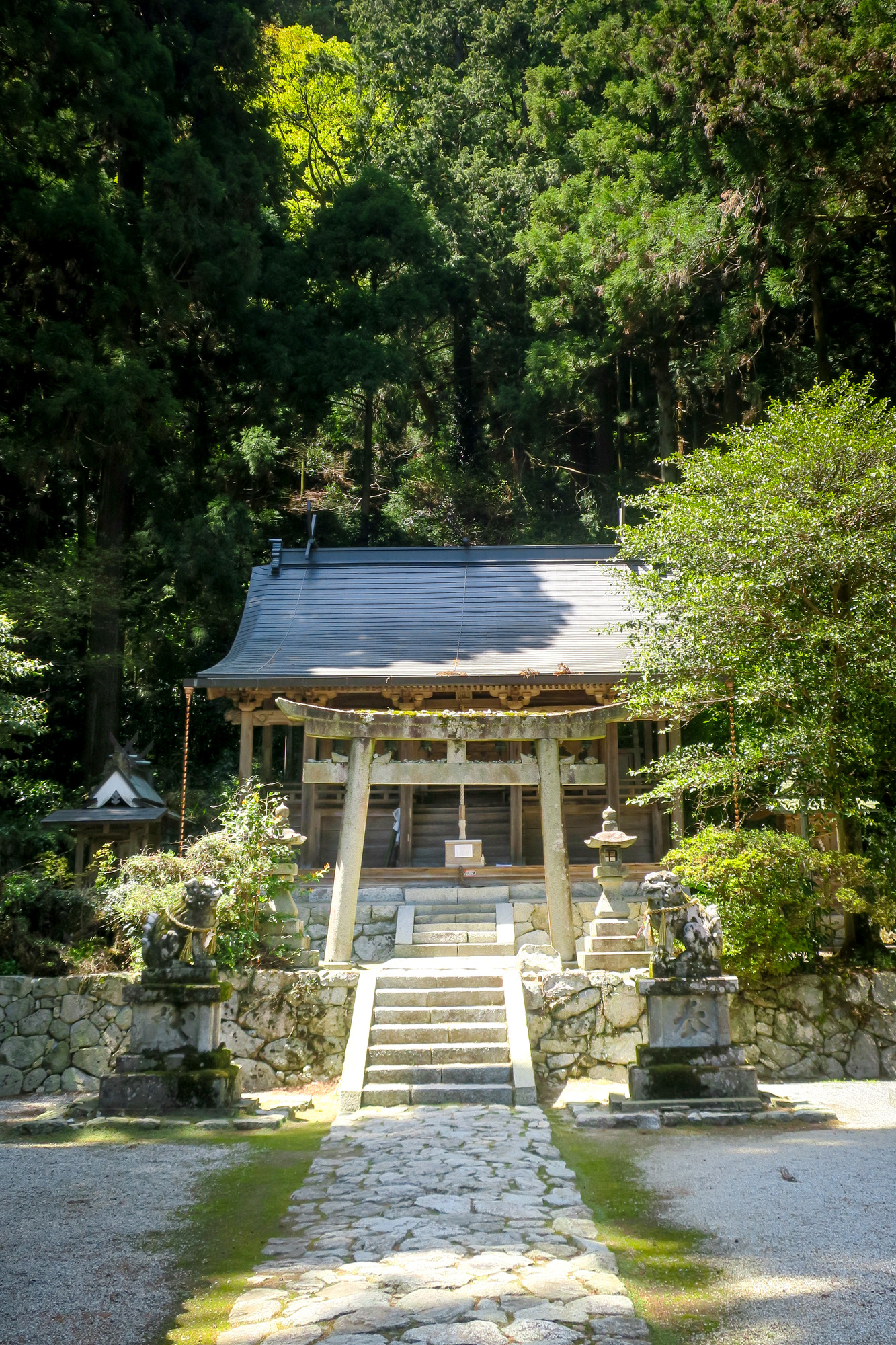 高天彦神社