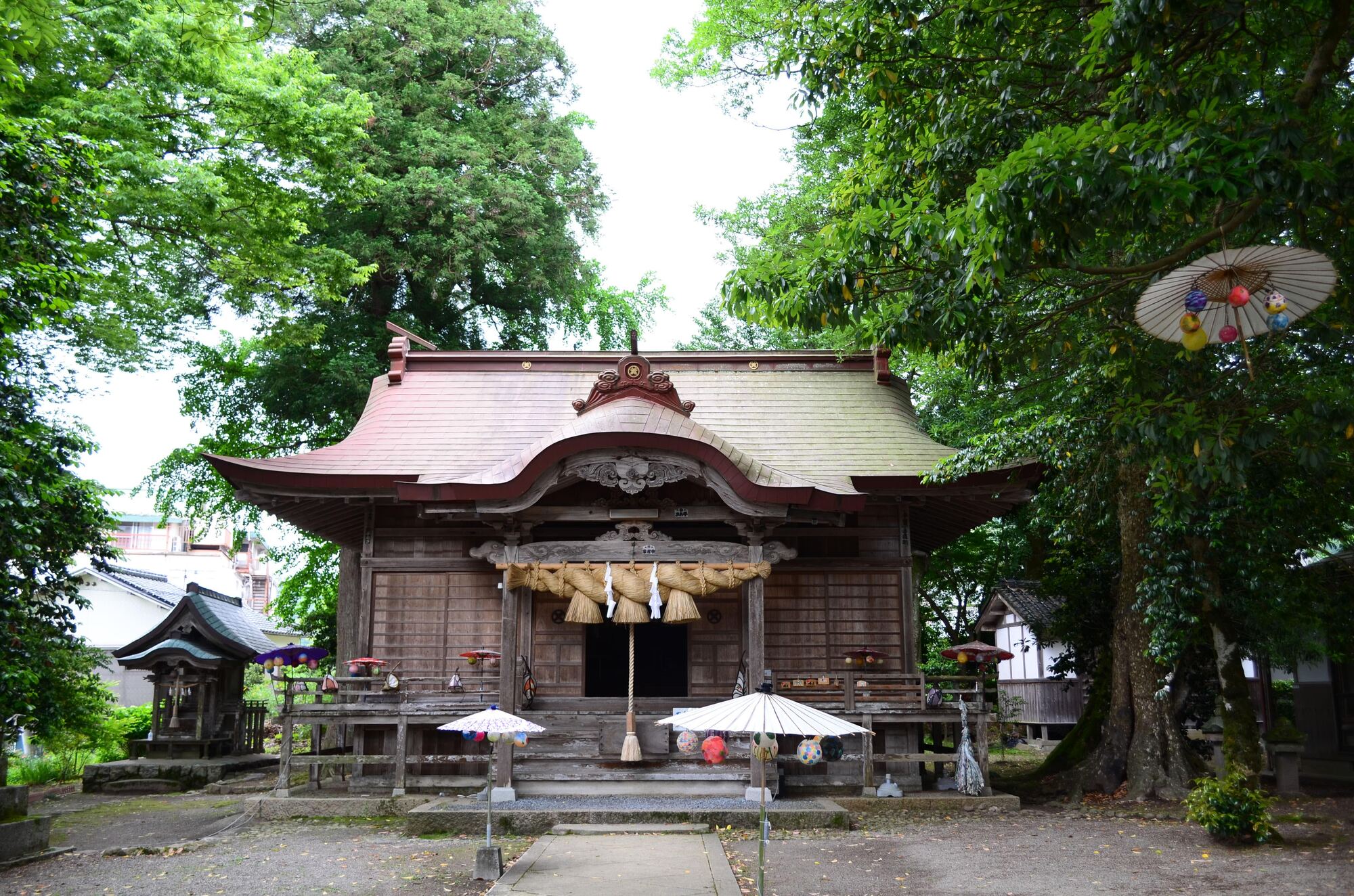 三朝神社