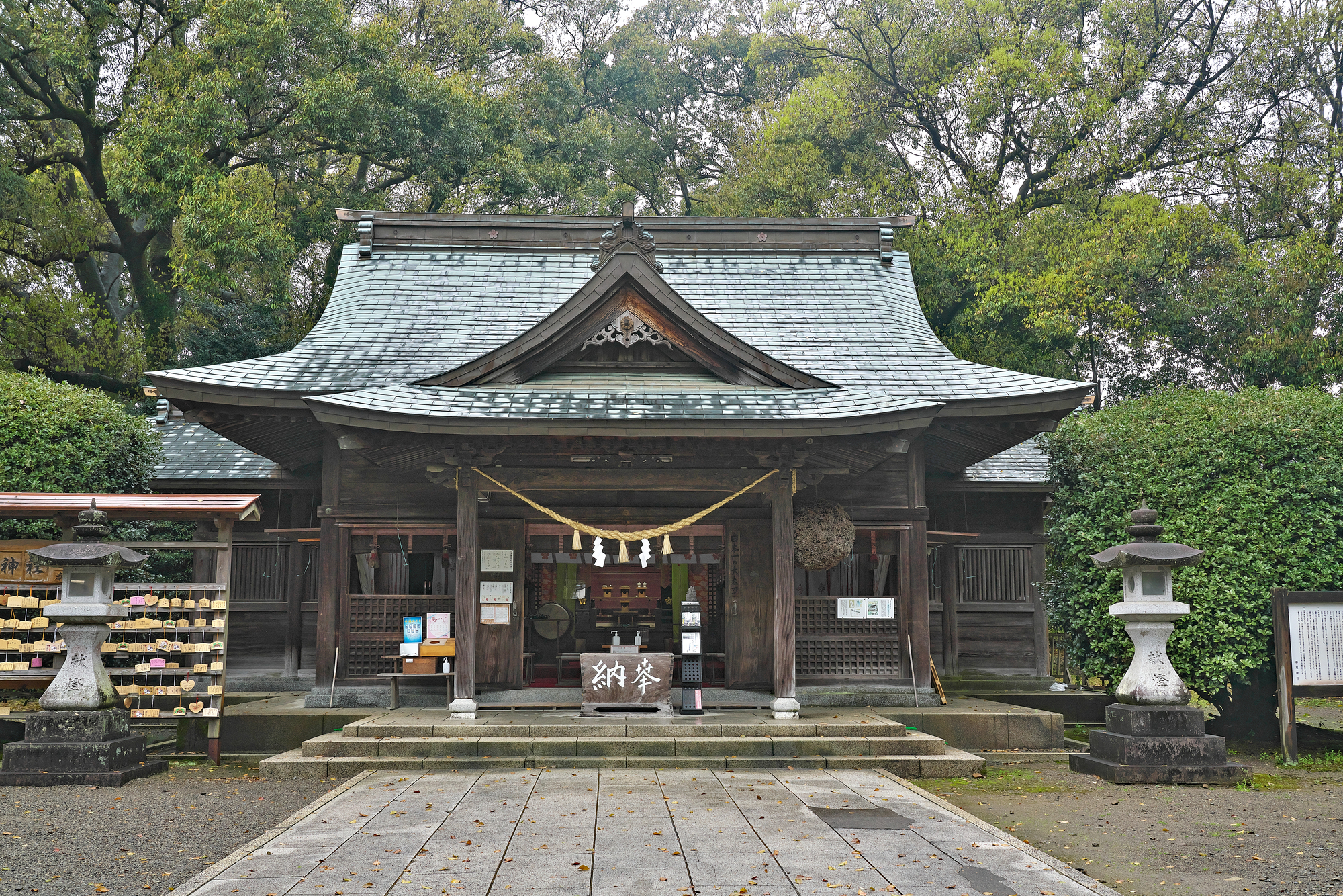 都萬神社